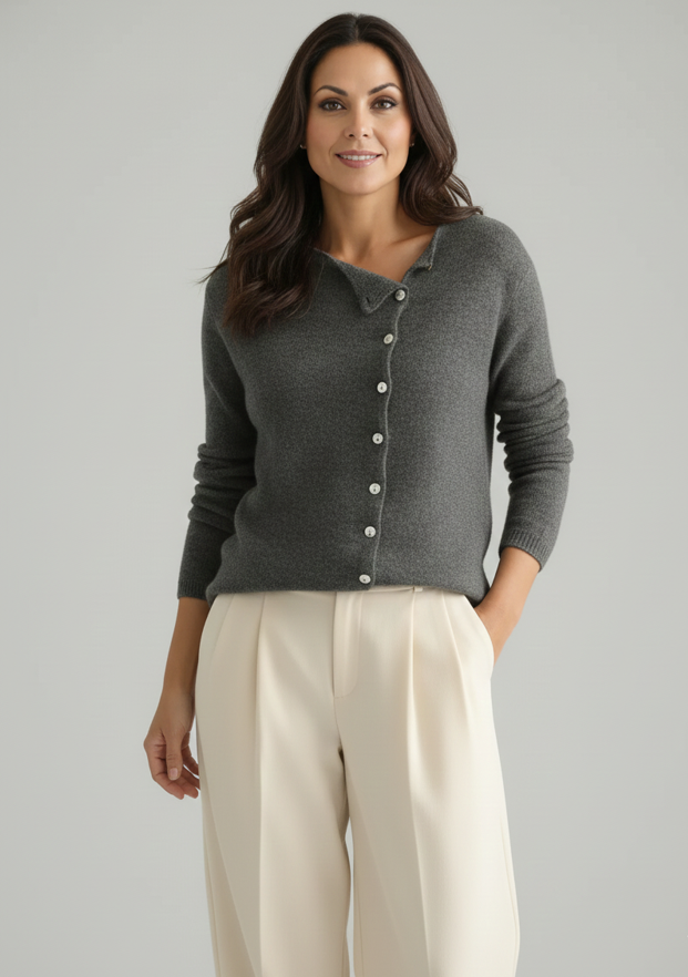 Suéter assimétrico com botões Marianna