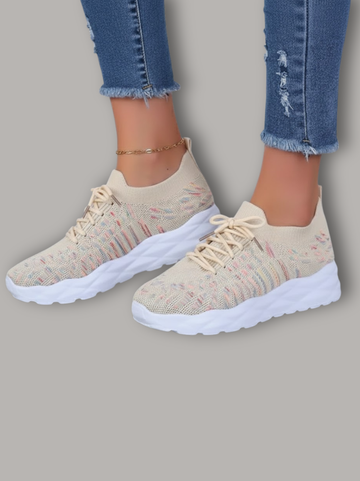 Baskets à lacets en maille douce